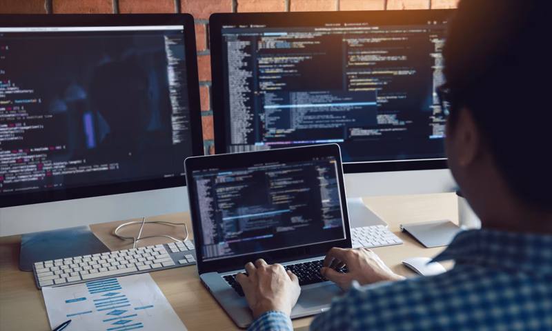数据科学选型:R与Python如何赋能沭阳县网站建设?